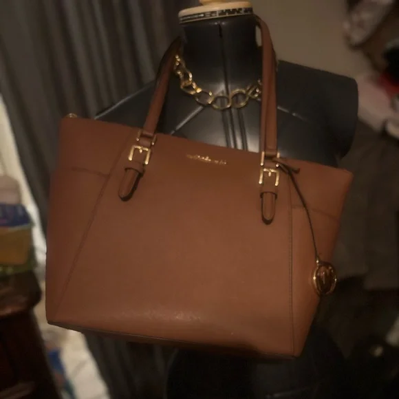Michael Kors Camal/Tan Tote Bag - Picture 10 of 16